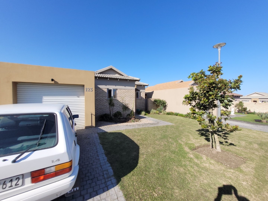 To Let 3 Bedroom Property for Rent in Mooikloof Country Estate Western Cape